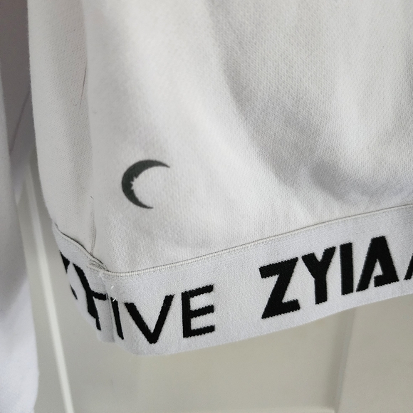 BNWT ZYIA white active band cropped hoodie size lg - Picture 6 of 6